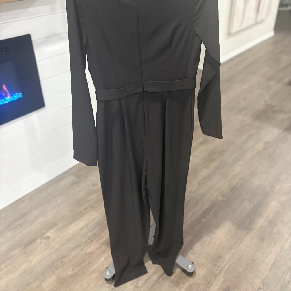 Hutch Deep V-neck Jumpsuit 6 - Picture 5 of 6